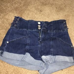 denim shorts, three buttoned, high rises,